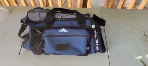 HIGH SIERRA 22" Duffel TRAVEL Sports GYM BAG - Picture 2 of 7