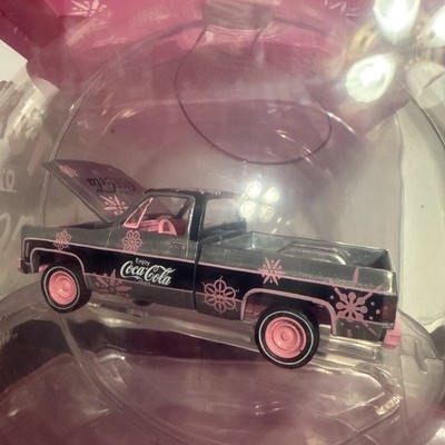 2025 M2 MACHINES CHRISTMAS ORNAMENT 1976 GMC TRUCK RAW SUPER CHASE