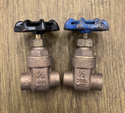 Lot Of 2 - 1/2"in  Brass Gate Valve Sweat Connection Cast Brass
