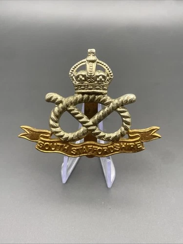 SOUTH STAFFORDSHIRE REGIMENT WW2 BI-METAL CAP BADGE (JR GAUNT) C8
