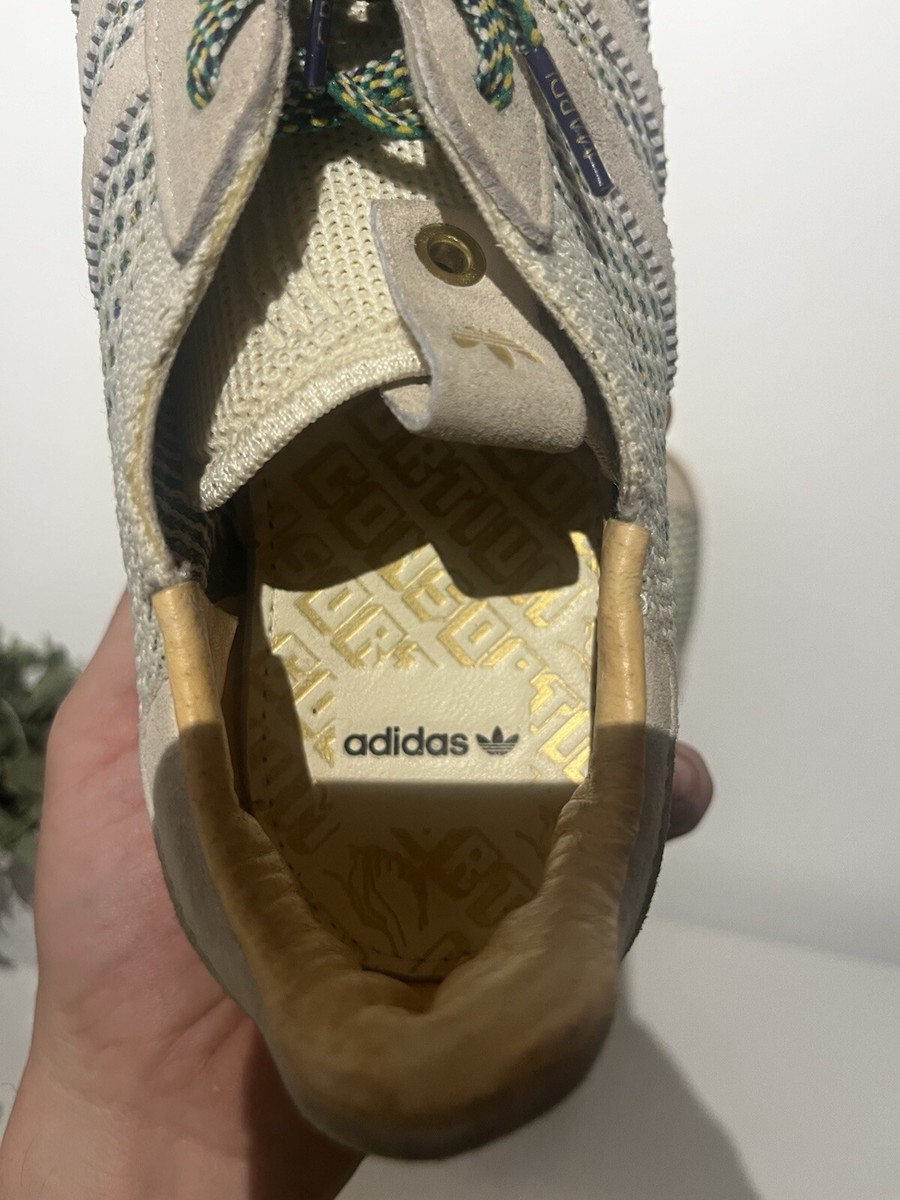 adidas gazelle silver green womens Sneaker Politics