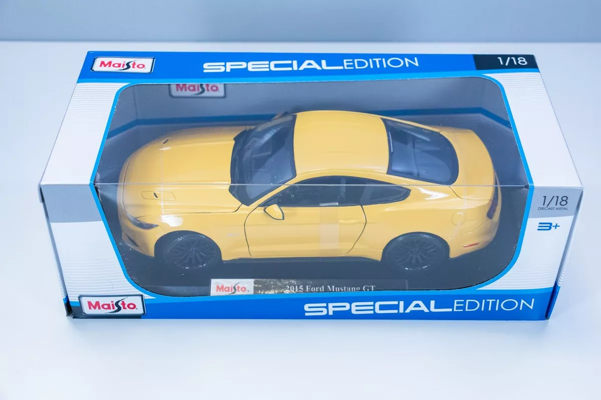  Maisto 1:18 Scale Special Edition 2015 Ford Mustang GT Die-Cast  Vehicle, (Colors may Vary) : Toys & Games