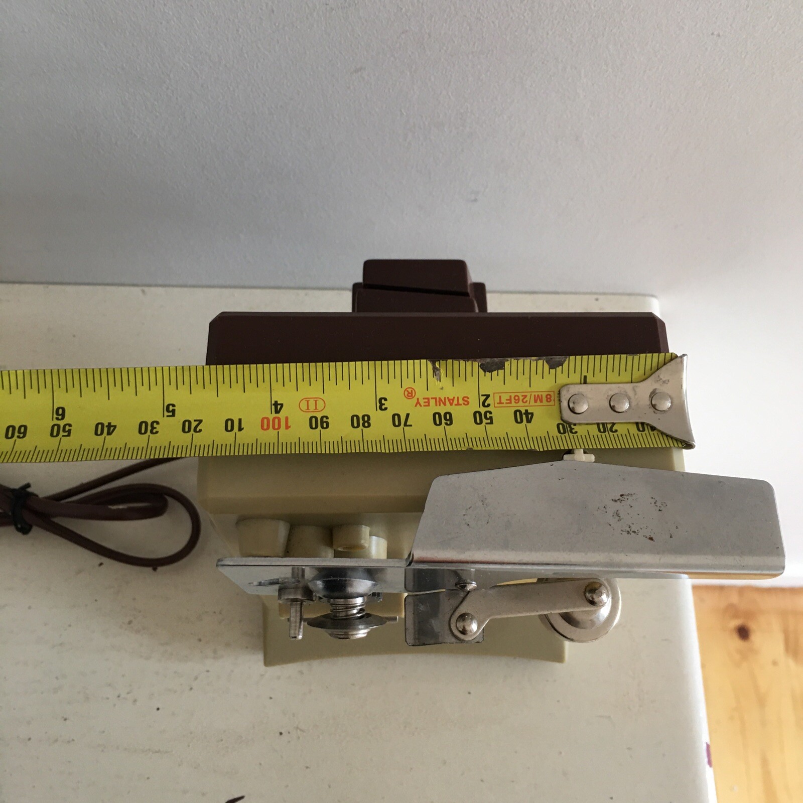 Vintage Retro 1970's Kitchen Master Electric Can Opener Knife Sharpener