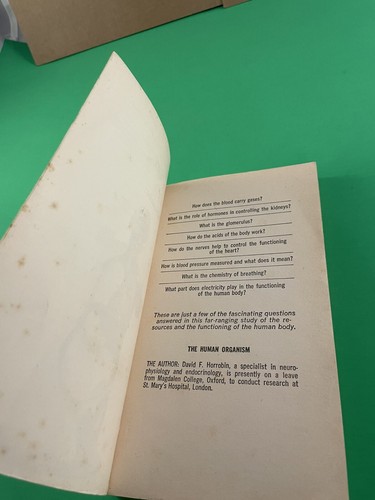 The Human Organism by David Horrobin Vintage 1967 Bantam Science Body Paperback - Picture 5 of 8