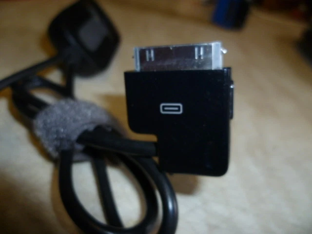 Belkin TuneCast Auto ipod Audio Transmitter to FM Radio for car - Image 4 of 4