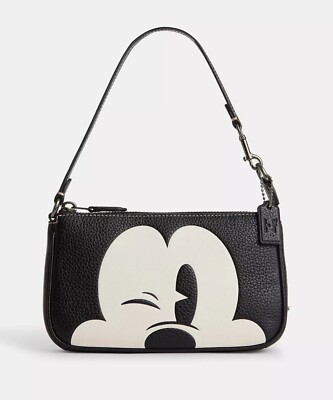【DISNEY x COACH】ノリータ 19 シグネチャー ミッキーマウス 公式】コーチアウトレット | 【DISNEY X COACH】ノリータ 19