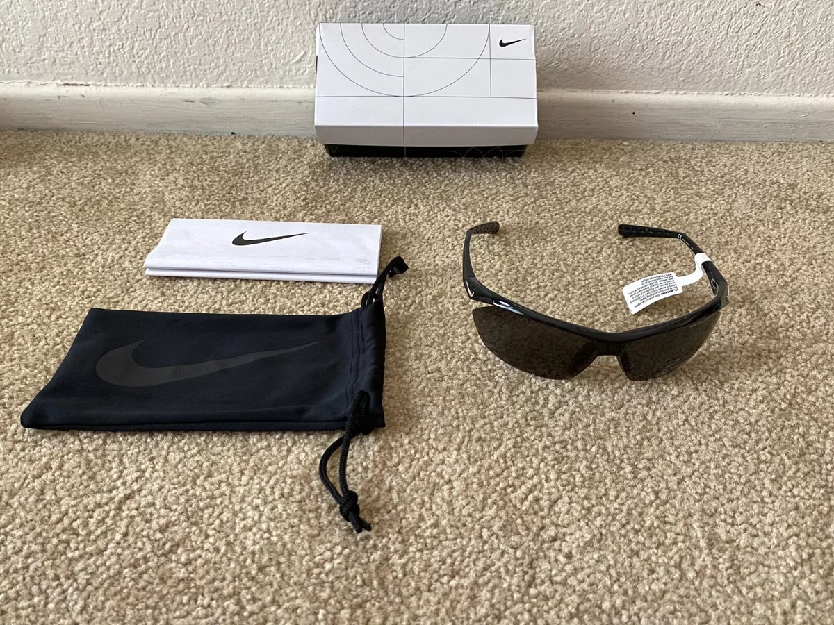 Nike tailwind cheap custom