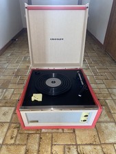 Crosley CR6233D-RE Dansette Bermuda Turntable