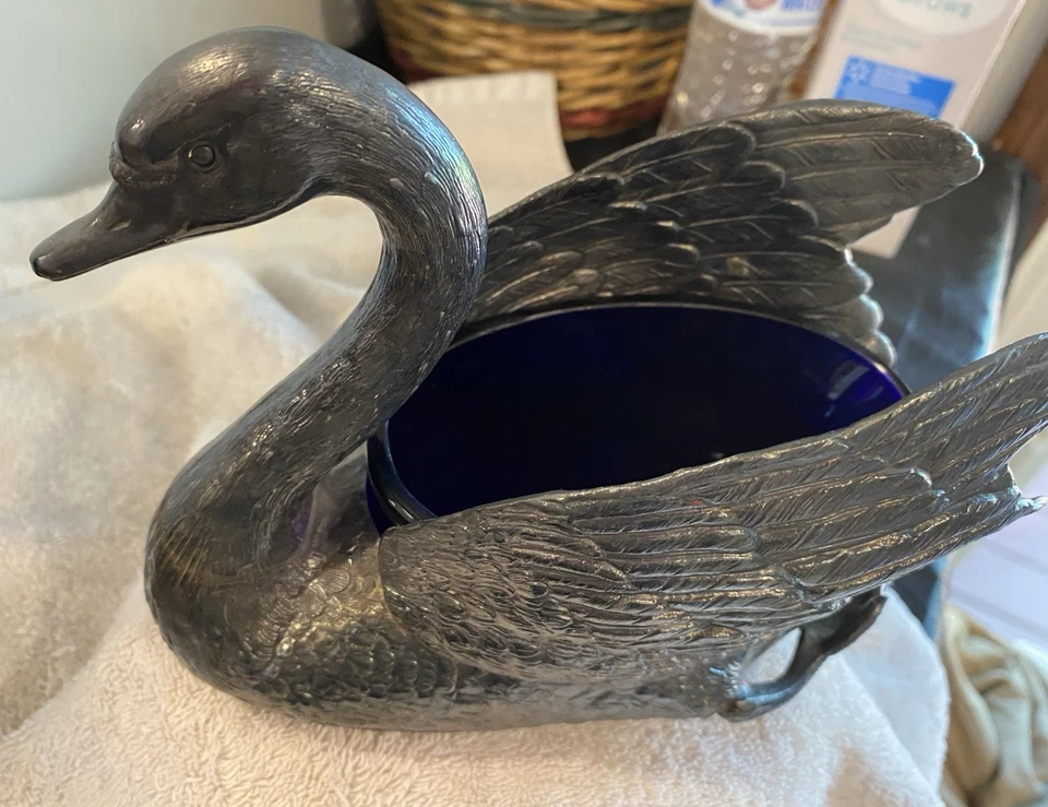 ANTIQUE JENNINGS BROS METAL SWAN CANDY DISH WITH COBALT GLASS INSERT C. 1890’S - Image 2 of 4