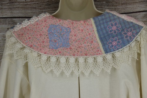 VINTAGE Handmade Womens Size Medium Embroidered Crochet Cardigan Sweater White - Picture 8 of 9