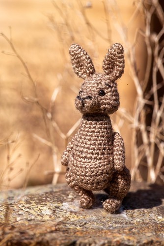 Handmade micro miniature crochet Kangaroo Doll - Safari Collection, tiny animals - Picture 1 of 5