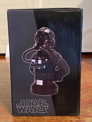 Gentle Giant Star Wars Tie Fighter Pilot Black 3 Variant Mini Bust