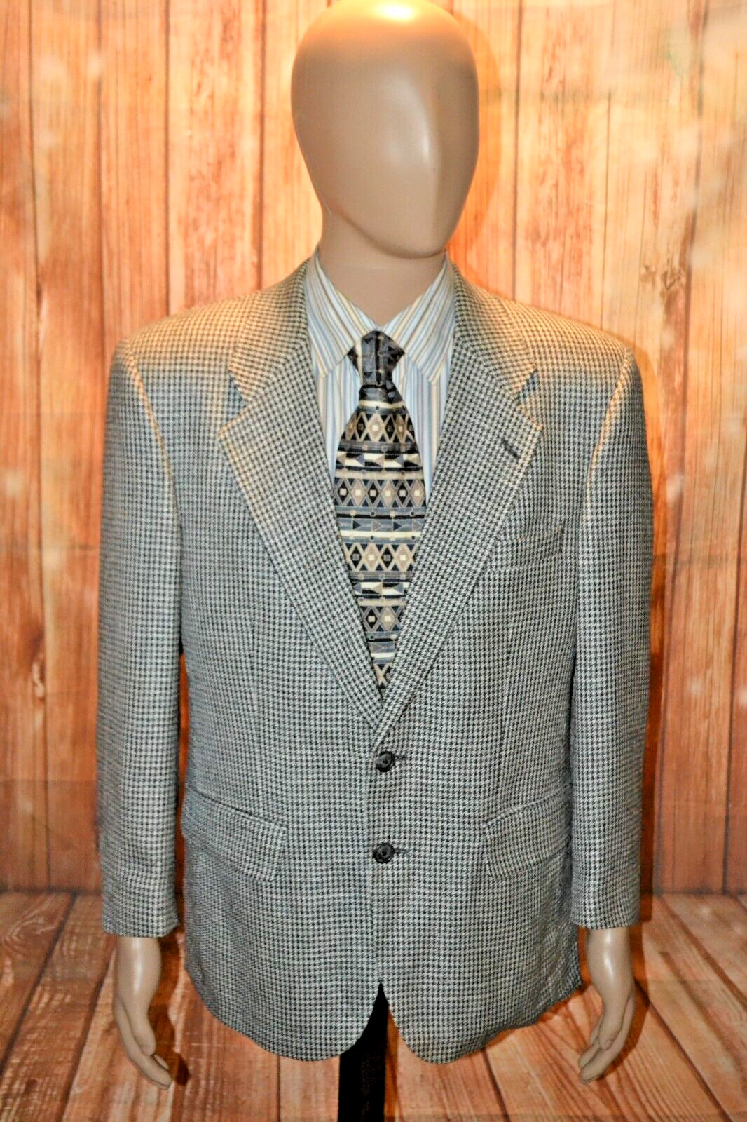 Burberry Men's Houndstooth Black & White 2 Front Button Sports Coat Size 40