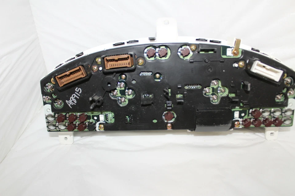 Cuadro de instrumentos velocímetro medidor de panel 00 Infiniti I30 212.667 millas Foto 2 de 4