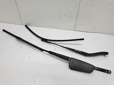 Mercedes GL X164 Scheibenwischerarme Wischerarme A1648200640 A1648200540 (01) Mercedes GL X164 Scheibenwischerarme Wischerarme A1648200640 A1648200540 (01)