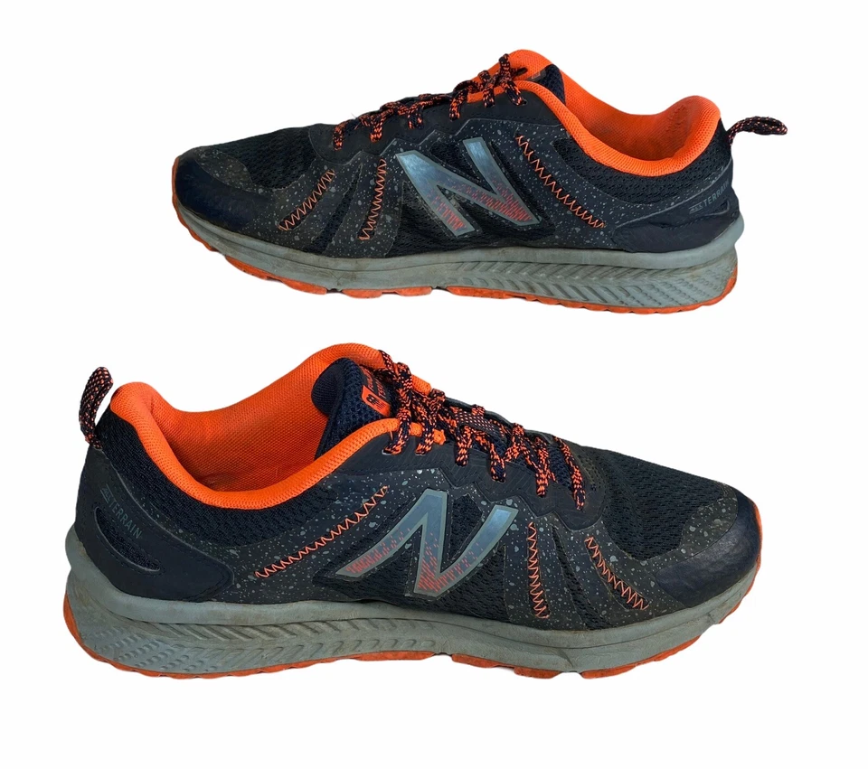 Women's New Balance FUELCORE  ALL-TERRAIN Athletic Shoe SZ 8.5 B - Image 2 of 4