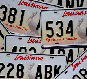 LOUISIANA LICENSE PLATE -PELICAN Graphic License Plate Tags Sportsman's Paradise