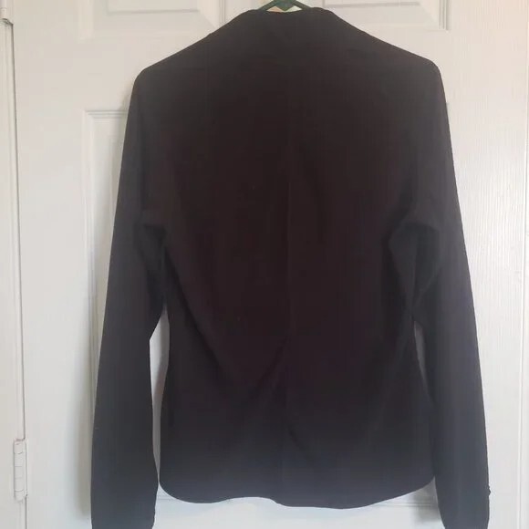 Picture 2 of 10
