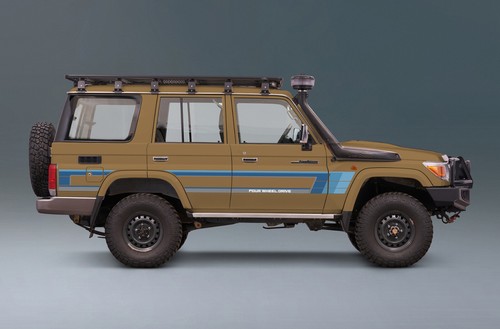 TWEED BODY DECAL KIT : FITS J76-SERIES TOYOTA LAND CRUISER (WAGON) - Picture 3 of 5