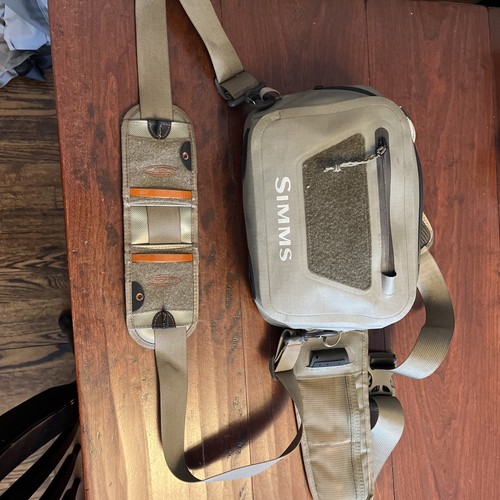 Simms Fishing Belt Tackle