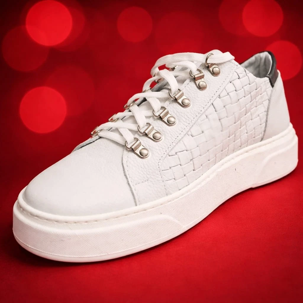 Le migliori scarpe da passeggio del 2025: 10 modelli di sneaker per