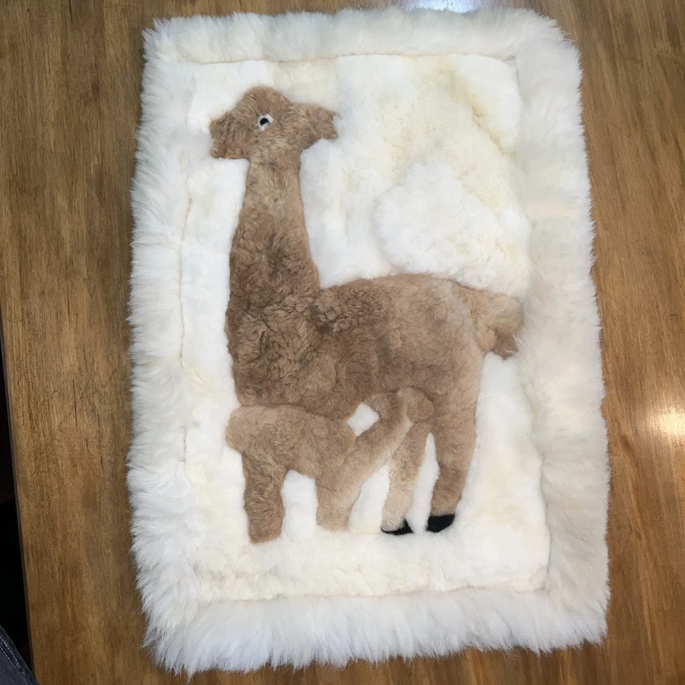 "Alfombra hecha a mano de piel real de alpaca lama 17x25""" Foto 2 de 4