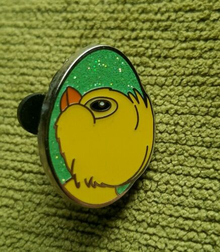 DIsneyland Resort Easter 2009 Yellow Chicken Mini Pin Limited Edition of 500 - Picture 1 of 1