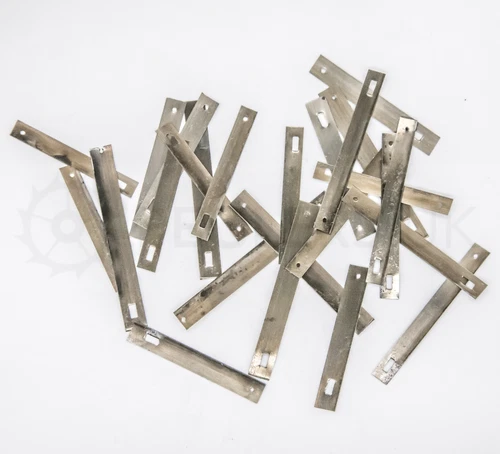 25x Assorted Clock Suspension Spring Feathers Steel Springs