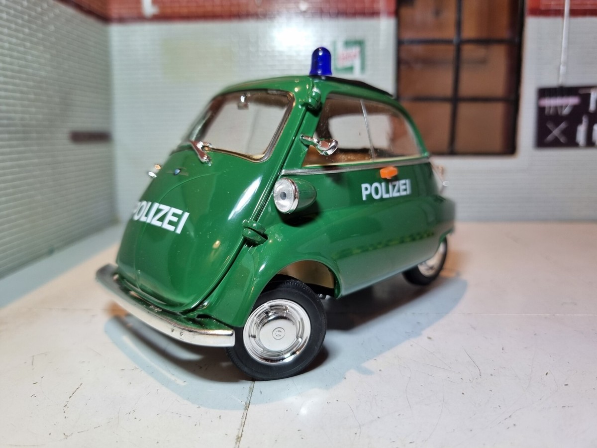 BMW Isetta ミニカー ミントグリーン 1/18 Amazon | WELLY 1/18 BMW