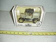 OLD VINTAGE 1991 ERTL 1918 AGWAY RUNABOUT BARREL BANK METAL TRUCK NEW IN BOX