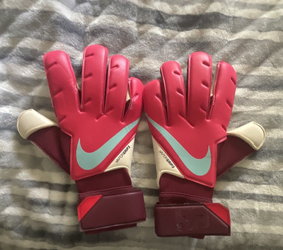 Nike Vapor Grip 3 Goalkeeper Gloves Size 11 Red Maroon White Latex Grip