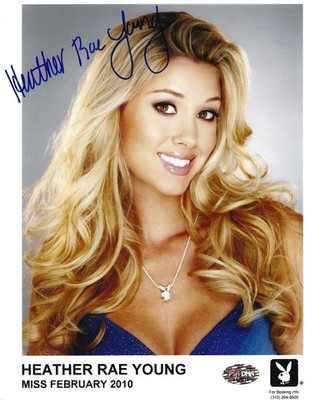 HEATHER RAE YOUNG 02/2010 PLAYBOY PLAYMATE SEXY SIGNED PROMOTIONAL PHOTO