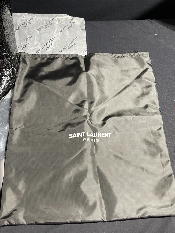 Botines Yves Saint Laurent No.1888 de cuero negro punta cremallera lateral, 38 Foto 3 de 4