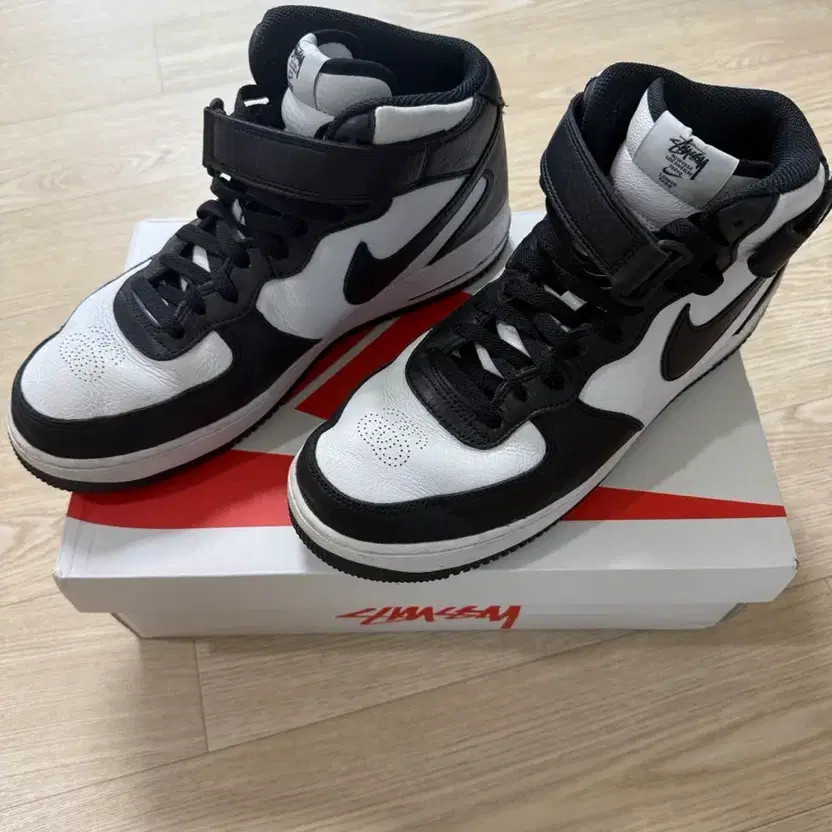 Nike x Stussy Air Force 1 '07 Mid SP Black & Light Size 285 thumbnail 4