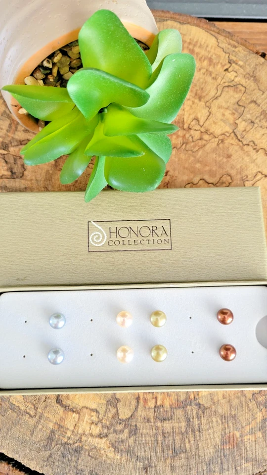 Juego de 4 pares de aretes de perlas de agua dulce multicolores HONORA Foto 2 de 4