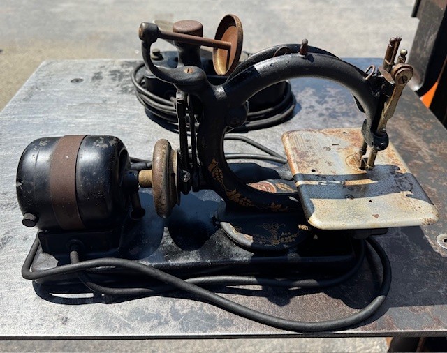 Working Antique 1800's Willcox & Gibbs Sewing Machine With Motor