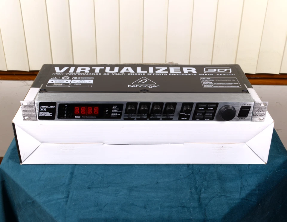 TOTALMENTE NUEVO Caja Abierta | Behringer VIRTUALIZADOR 3D FX2000 Procesador de Efectos | FX 2000 Foto 2 de 4