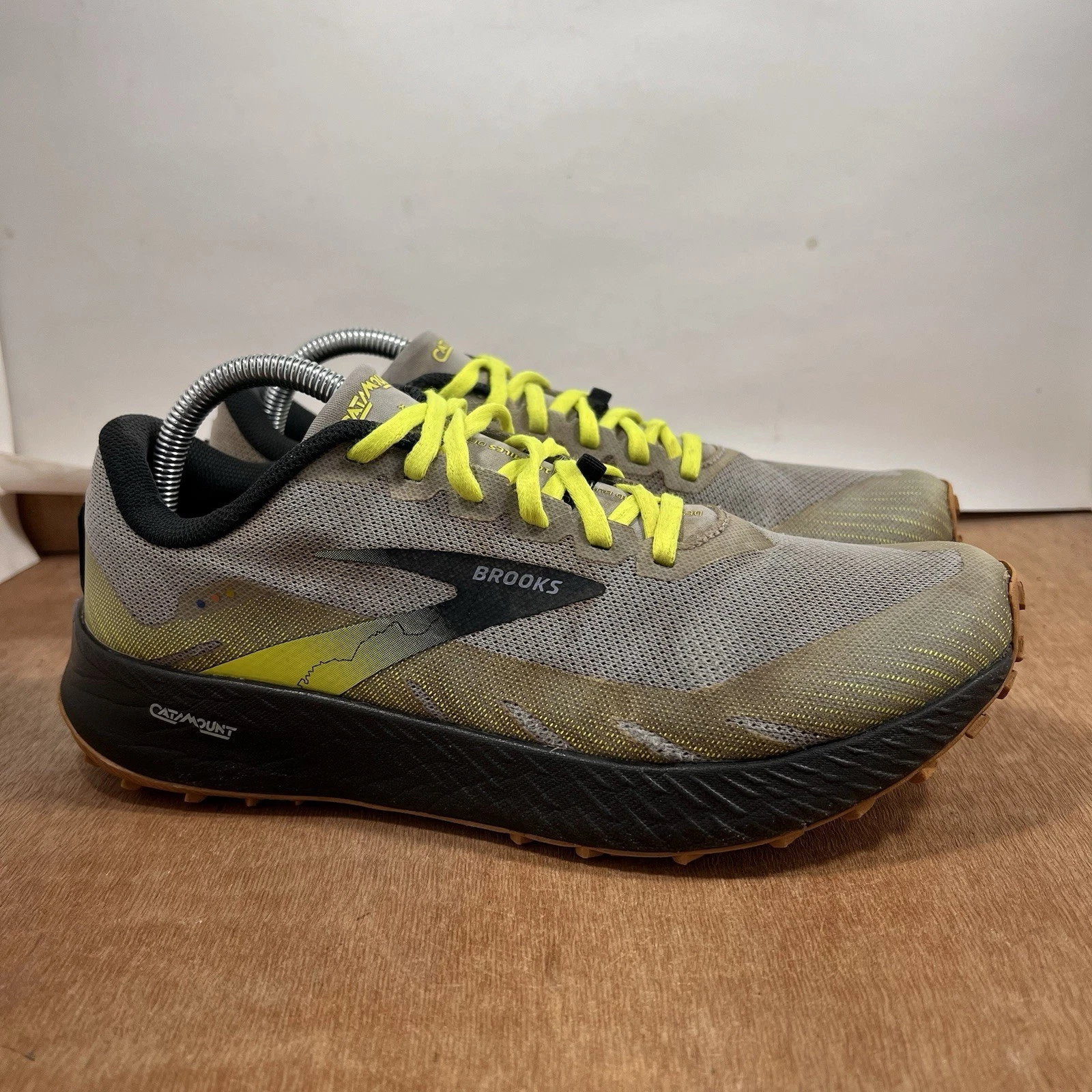 Brooks Catamount Men Size 9 Speed Trail Running Shoes