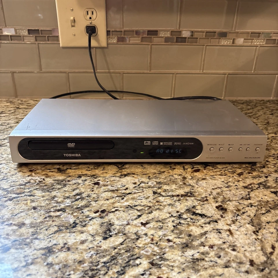 Toshiba DVD Video Player Color Stream Dolby Digital SD-1810 - PARTS/REPAIR - Image 2 of 4