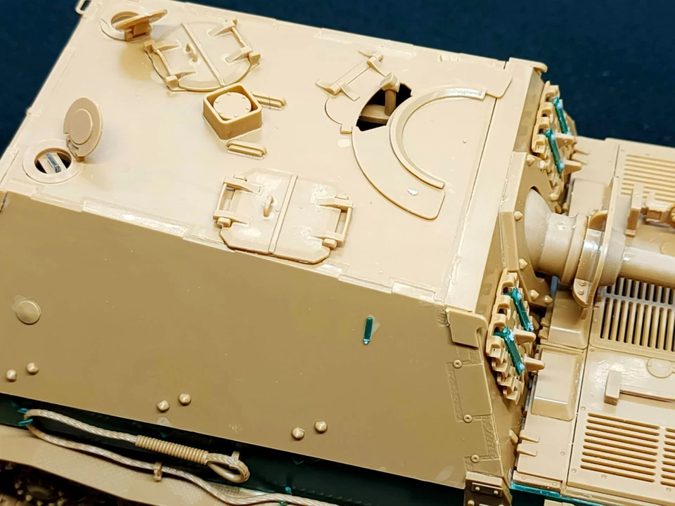 ZVEZDA/ITALERI 1/35 SD.KFZ.184 FERDINAND "COSTRUITO" - Immagine 3 di 4