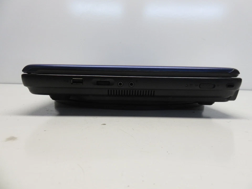 Toshiba Satellite A75-S1253 Pentium 4 3,2 GHz 192 MB SIN DISCO DURO sin batería Foto 4 de 4