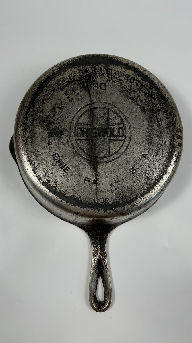 GRISWOLD 80 Double Skillet Bottom 1102 Cracked Bottom | eBay GRISWOLD 80 Double Skillet Bottom 1102 Cracked Bottom | eBay