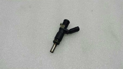 MERCEDES C Class W203 Einspritzdüse A2720780249 Fuel Injector M272