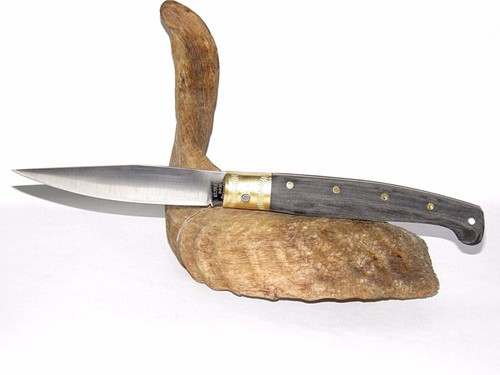 KNIFE COLTELLO 17 CM SARDEGNA SARDO PATTADA MANICO IN RESINA nera - Foto 1 di 1