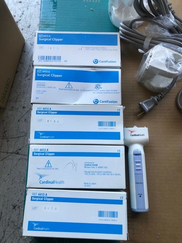 Cardinal Health 4413 Surgical Clipper with 4414 Charging Base - lot of 29 - Picture 2 of 4