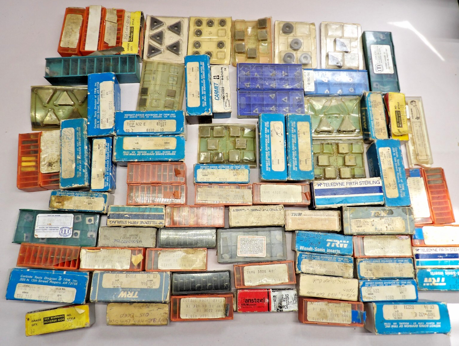 Huge Unused Carbide Insert Lot Mixed Lot Of 525 Pieces Many Brands