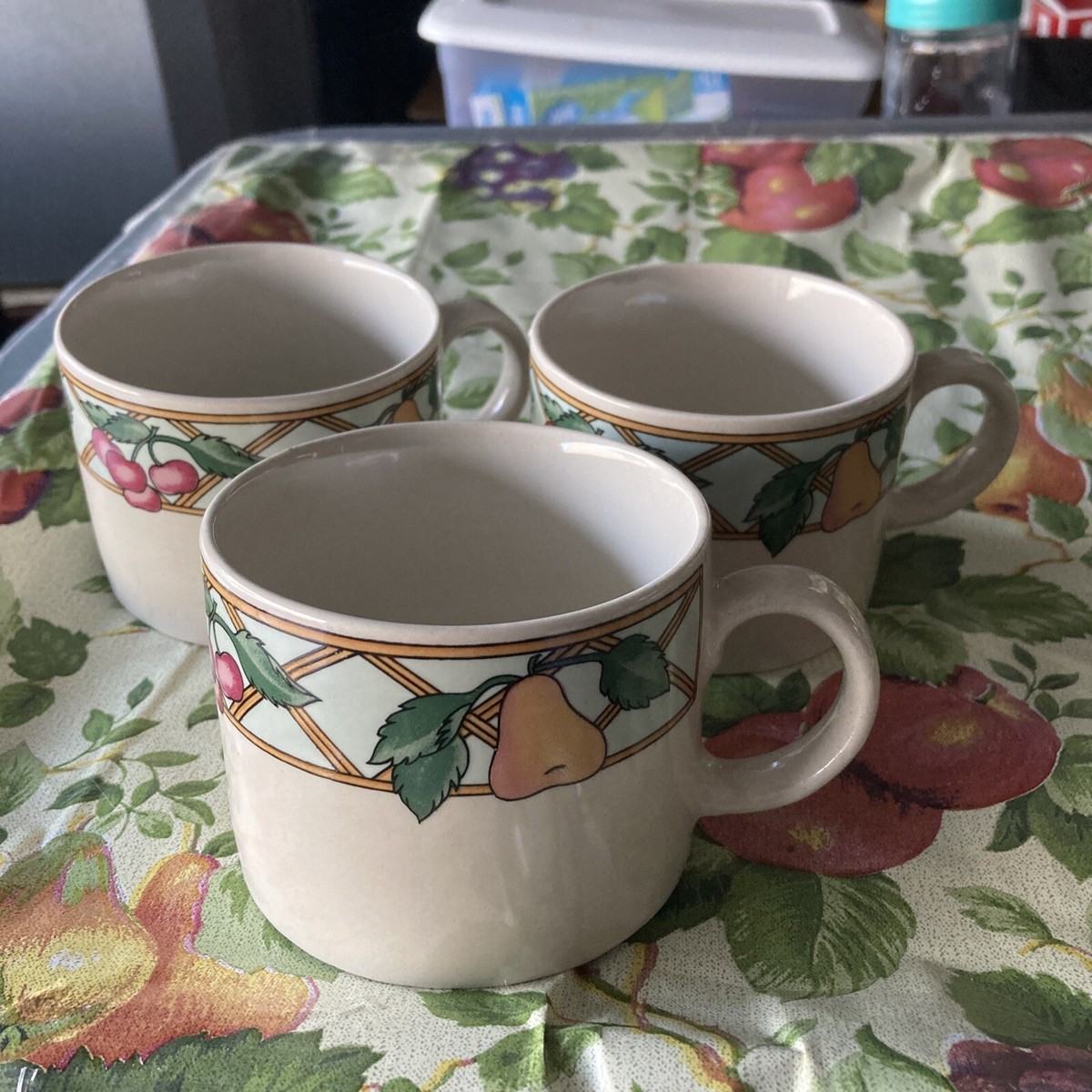 Majesticware by Sakura/ Trellis fruits 1995/ designed by Sue
