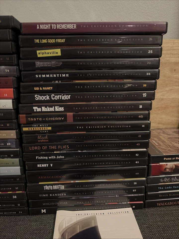 Criterion Collection DVD Lot 46 OOP Rushmore Seven Samurai Robocop Kevin Smith - Image 3 of 4