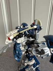 LEGO BIONICLE Krekka 8623 - 100% Complete With Disk