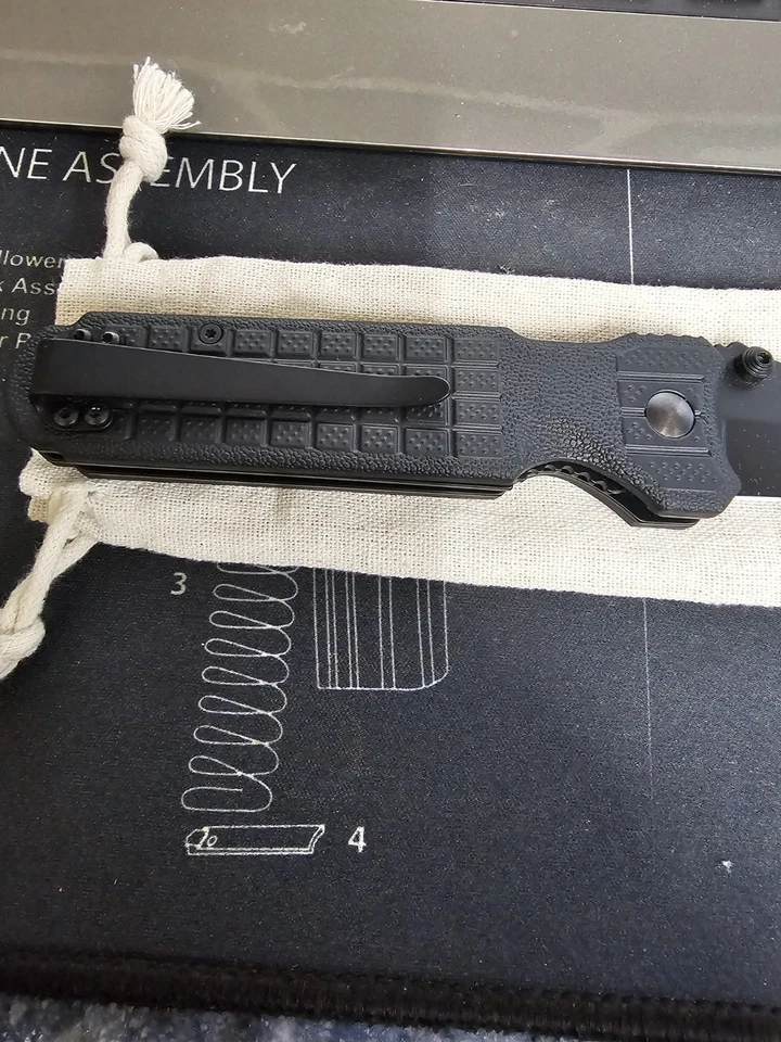 Cuchillo Plegable Fox Predator Evolution 3.75" Herramienta Niolox Hoja de Acero Mango FRN Foto 4 de 4